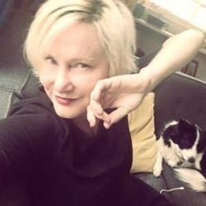 Meet your Posher, Lenicia